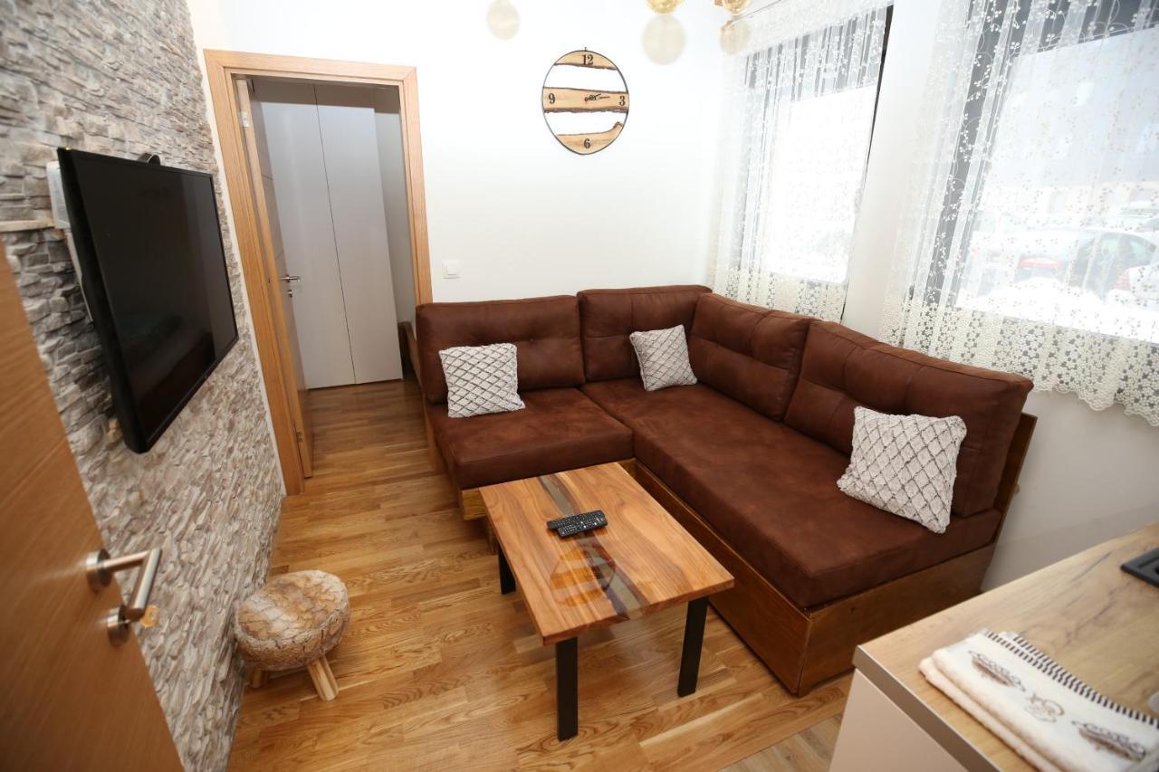 Wood Apartmani - Vila Zimska Idila Jahorina Exterior photo